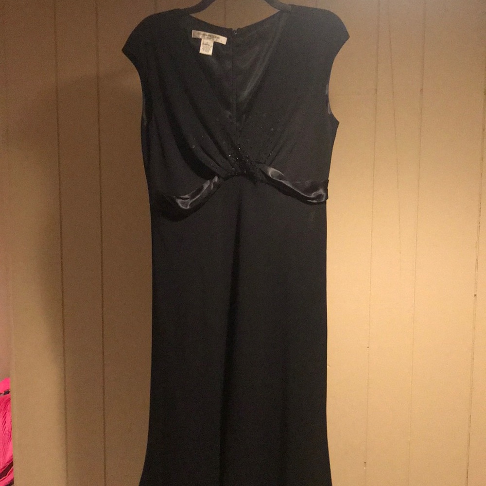 Women’s dress